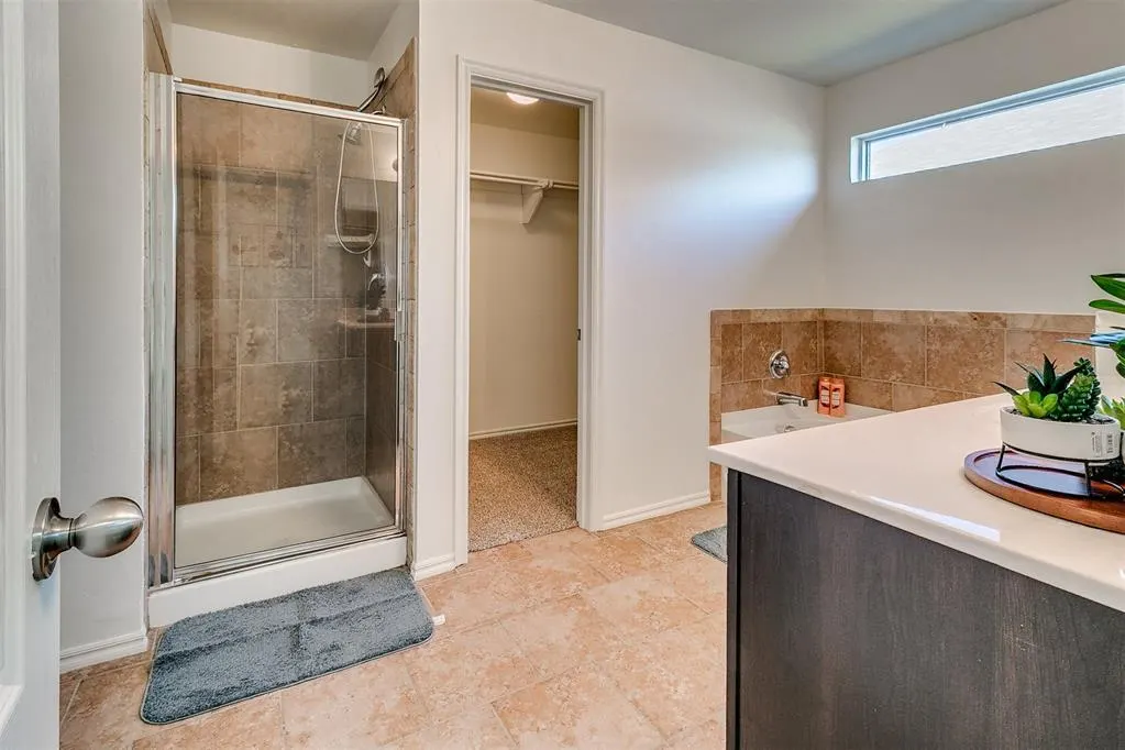 Photo 11 — 8509 SW 49th Circle, Oklahoma City, OK 73179