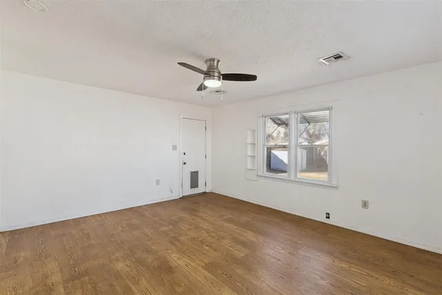Photo 4 — 4505 N Wheeler Avenue, Bethany, OK 73008