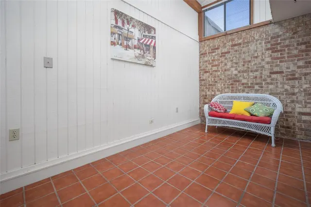 Photo 5 — 10503 White Oak Canyon Road, Oklahoma City, OK 73162