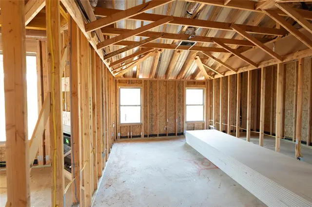 Photo 3 — 9001 Stark Street, Edmond, OK 73007