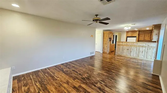 Photo 5 — 1008 W Silver Meadow Drive, Midwest City, OK 73110