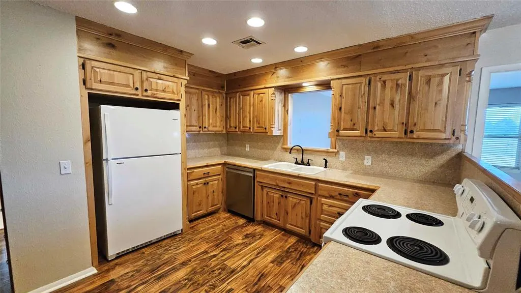 Photo 7 — 1008 W Silver Meadow Drive, Midwest City, OK 73110