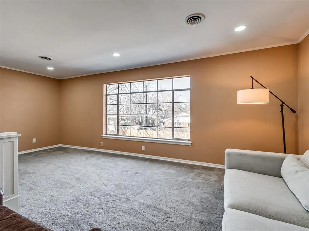 Photo 7 — 3317 NW 45th Terrace, Oklahoma City, OK 73112