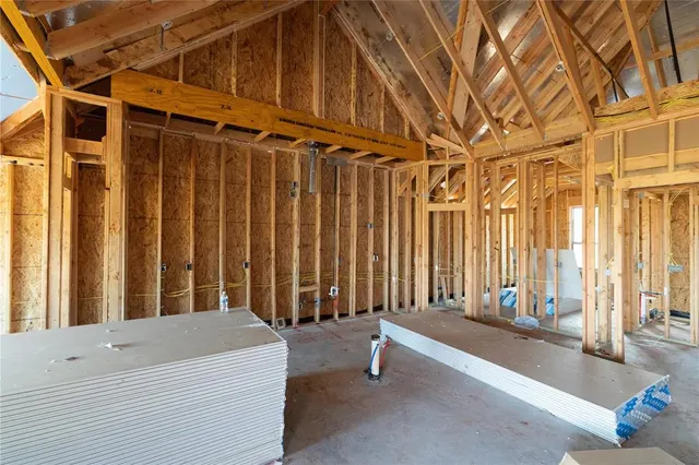 Photo 3 — 9008 Grey Joy Road, Edmond, OK 73007