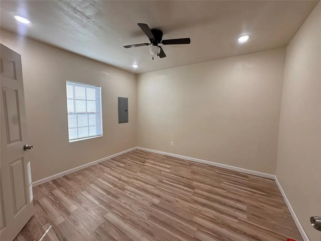 Photo 31 — 219 W Seminole Avenue, Seminole, OK 74868