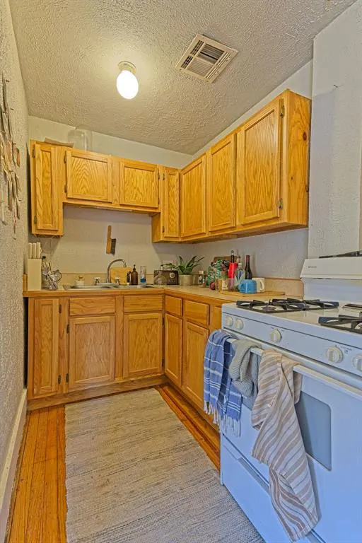 Photo 32 — 402 College Avenue, Norman, OK 73069