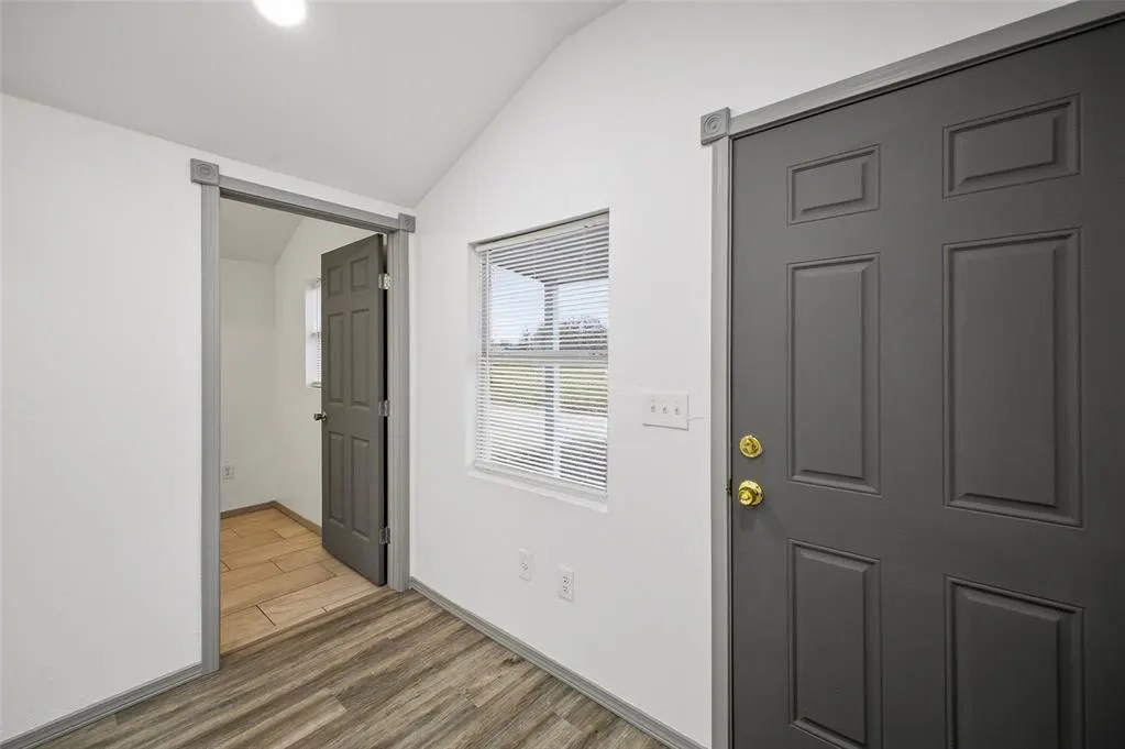 Photo 18 — 713 SE 10th Street, Oklahoma City, OK 73129