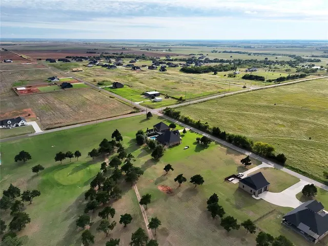 Photo 3 — 11380 Landing Strip Lane, Guthrie, OK 73044
