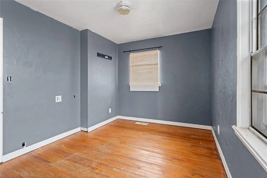 Photo 14 — 711 Cinmac Street, Lindsay, OK 73052