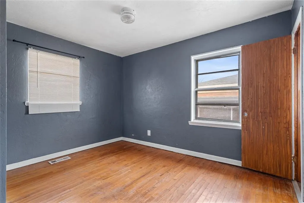 Photo 16 — 711 Cinmac Street, Lindsay, OK 73052