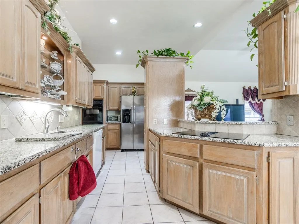 Photo 15 — 11408 Brockton Place, Oklahoma City, OK 73162