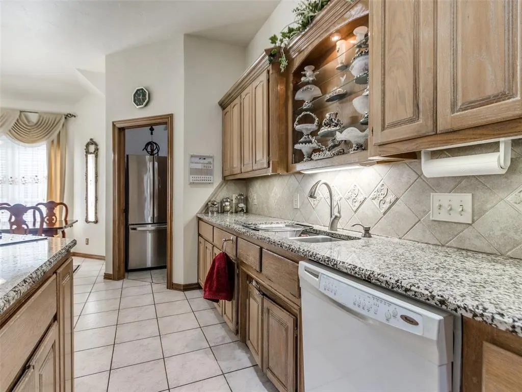 Photo 18 — 11408 Brockton Place, Oklahoma City, OK 73162