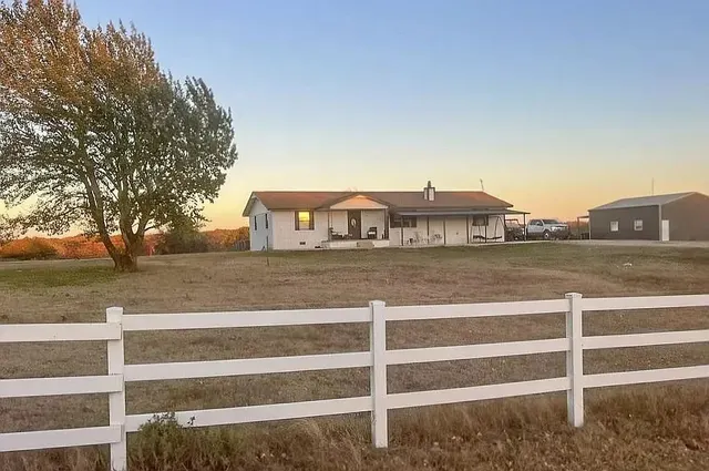 Front exterior — 11060 NS 364 Road, Okemah, OK 74859