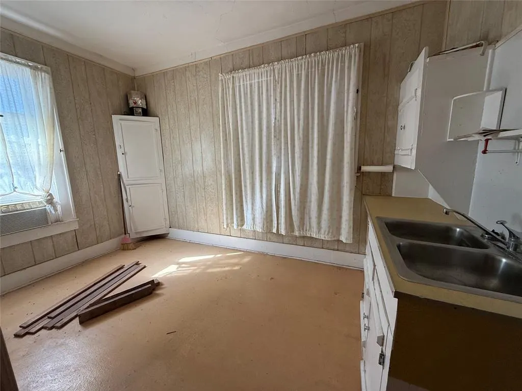 Photo 34 — 1702 S 8th Street, Chickasha, OK 73018