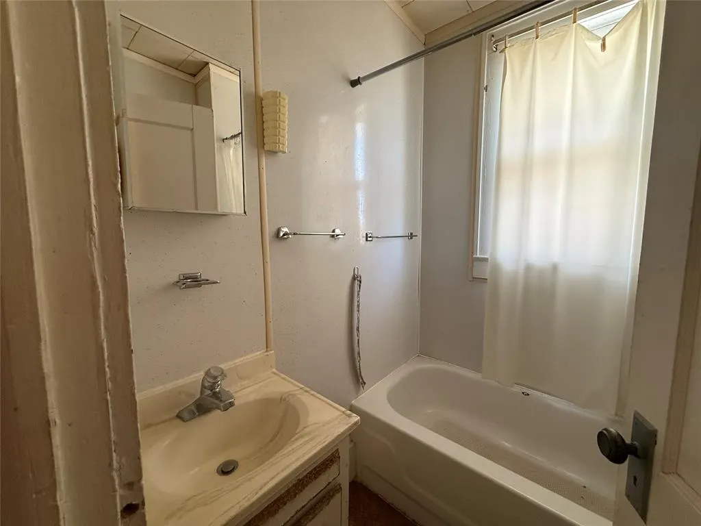 Photo 36 — 1702 S 8th Street, Chickasha, OK 73018