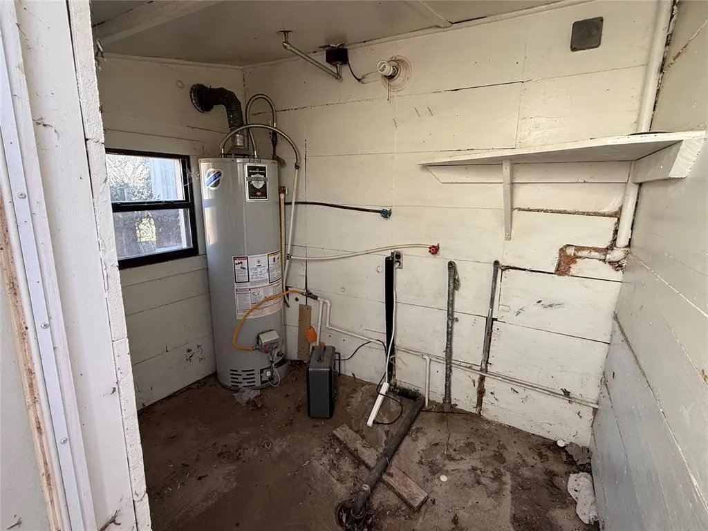 Photo 37 — 1702 S 8th Street, Chickasha, OK 73018