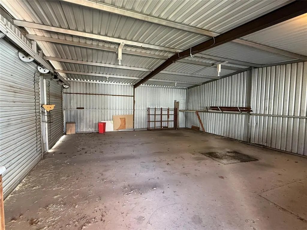 Photo 40 — 1702 S 8th Street, Chickasha, OK 73018