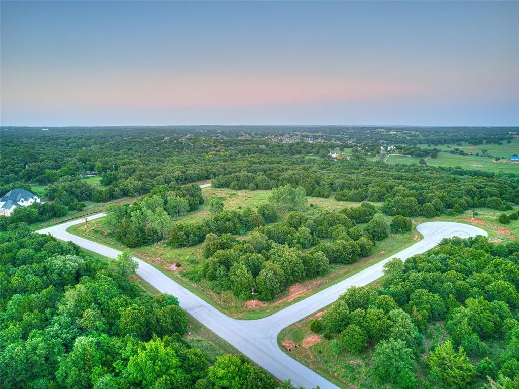 Photo 23 — 6001 Harper Creek Trail, Edmond, OK 73034