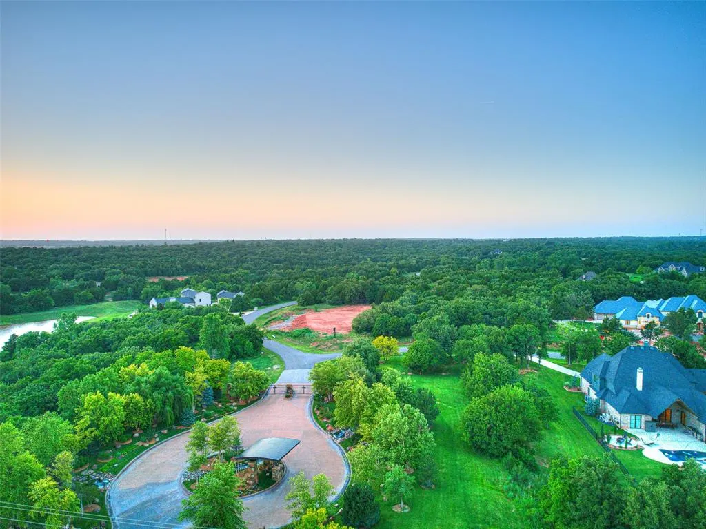Photo 10 — 6648 James Creek Trail, Edmond, OK 73034