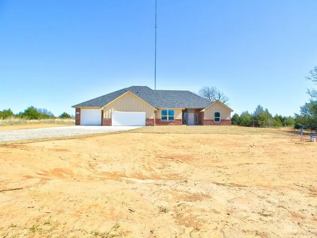 Photo 2 — 870194 Red Stone Circle, Chandler, OK 74834