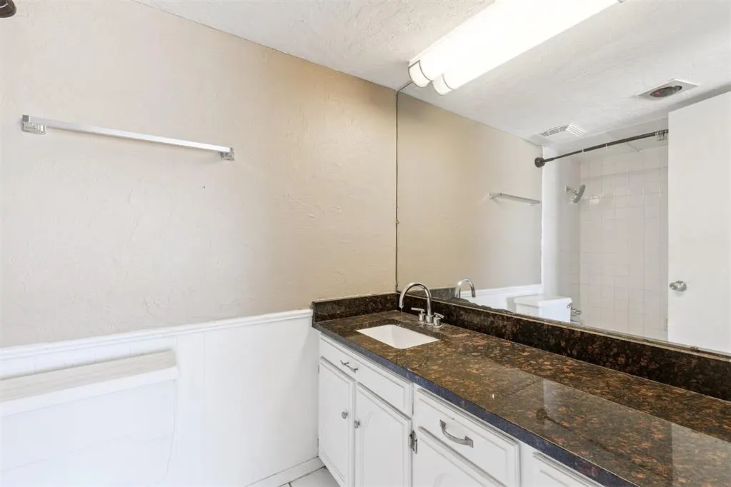 Photo 22 — 11333 N May Avenue, Oklahoma City, OK 73120