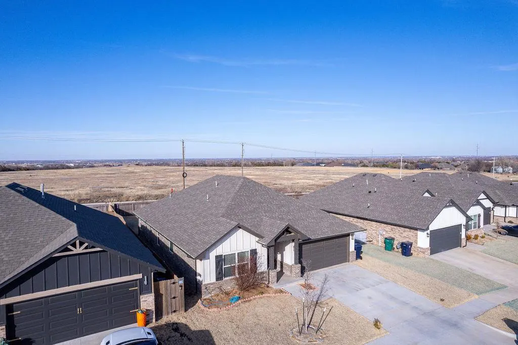 Photo 26 — 9501 NW 93rd Street, Yukon, OK 73099