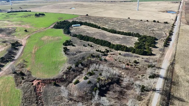 Photo 3 — N Walbaum Road, Hinton, OK 73047
