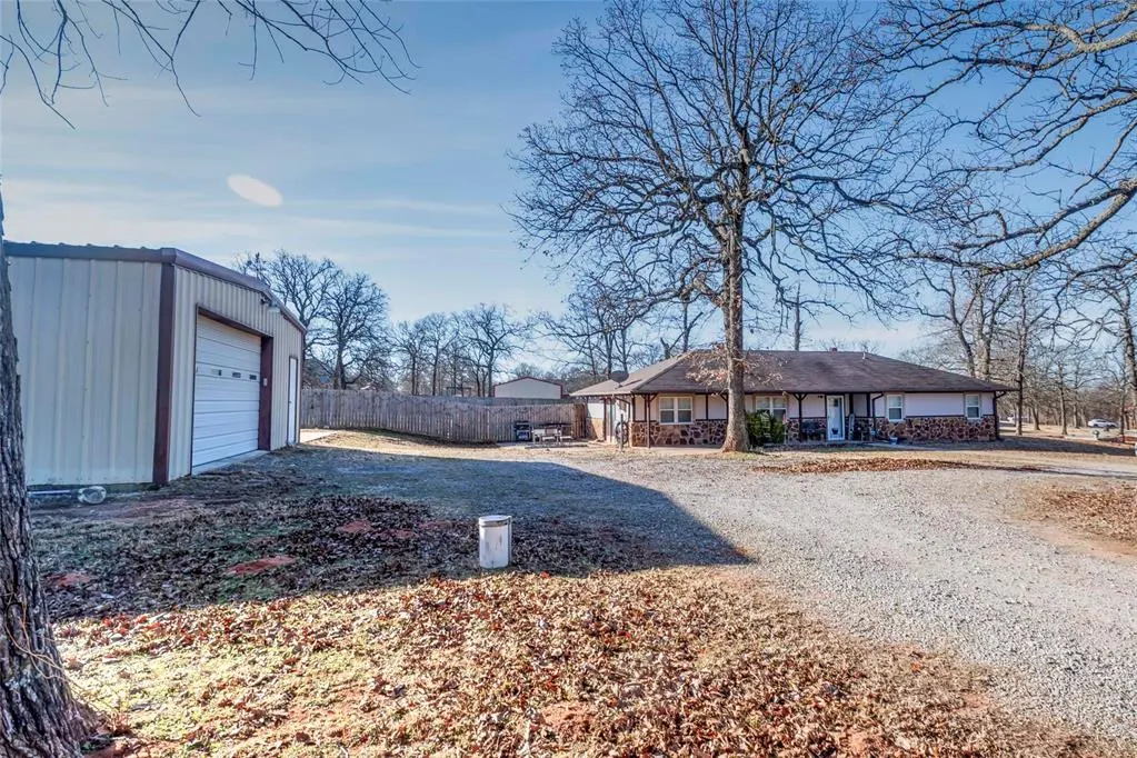Front exterior — 1505 E 8th Street, Chandler, OK 74834