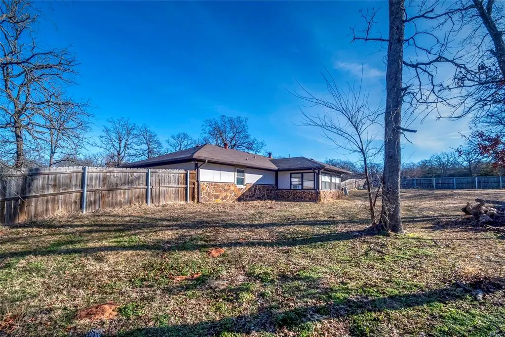 Photo 13 — 1505 E 8th Street, Chandler, OK 74834