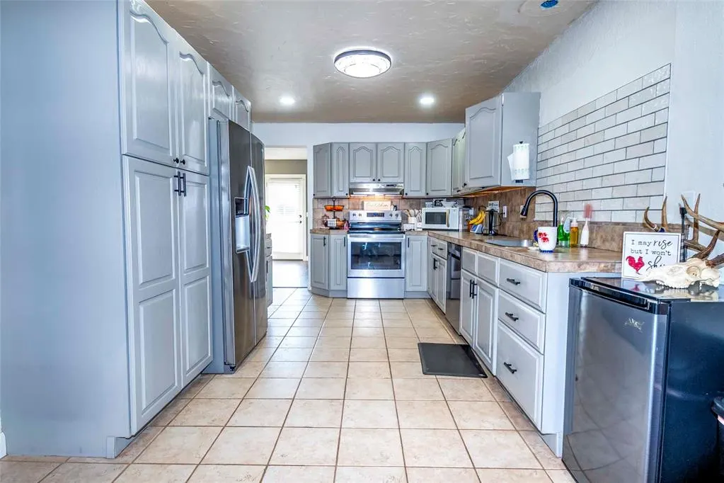 Photo 16 — 1505 E 8th Street, Chandler, OK 74834