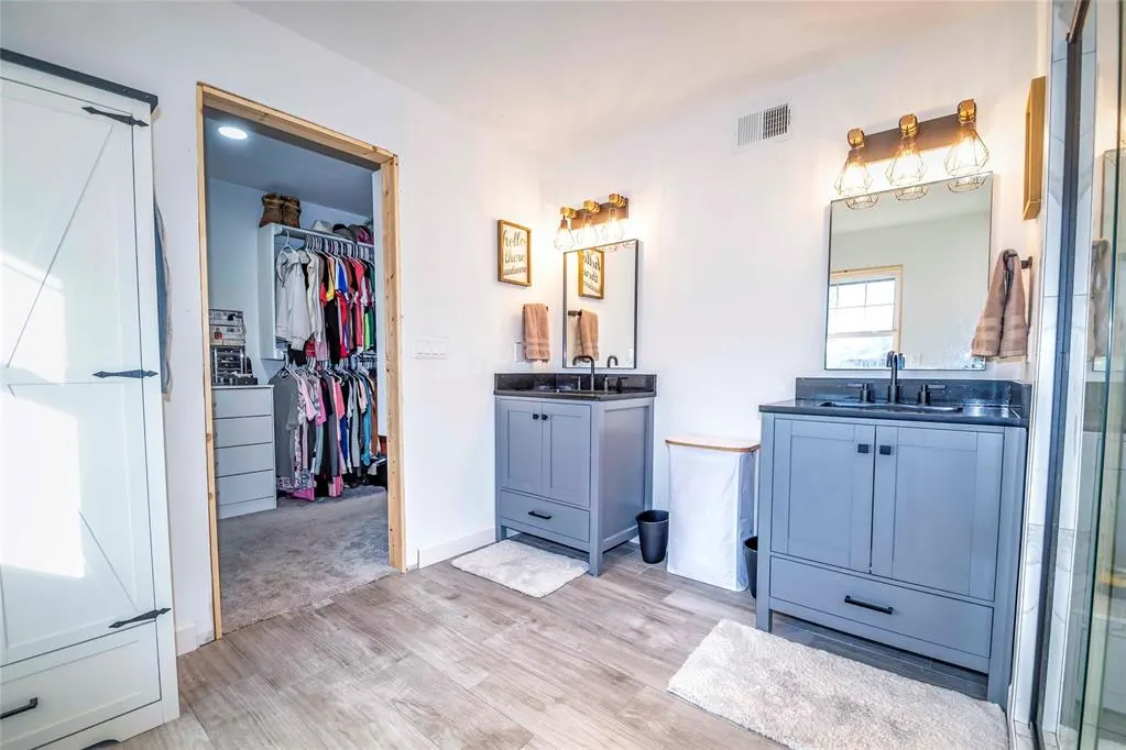 Photo 32 — 1505 E 8th Street, Chandler, OK 74834