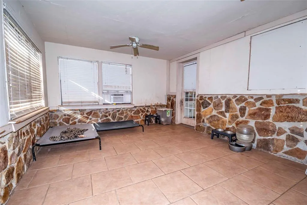 Photo 37 — 1505 E 8th Street, Chandler, OK 74834