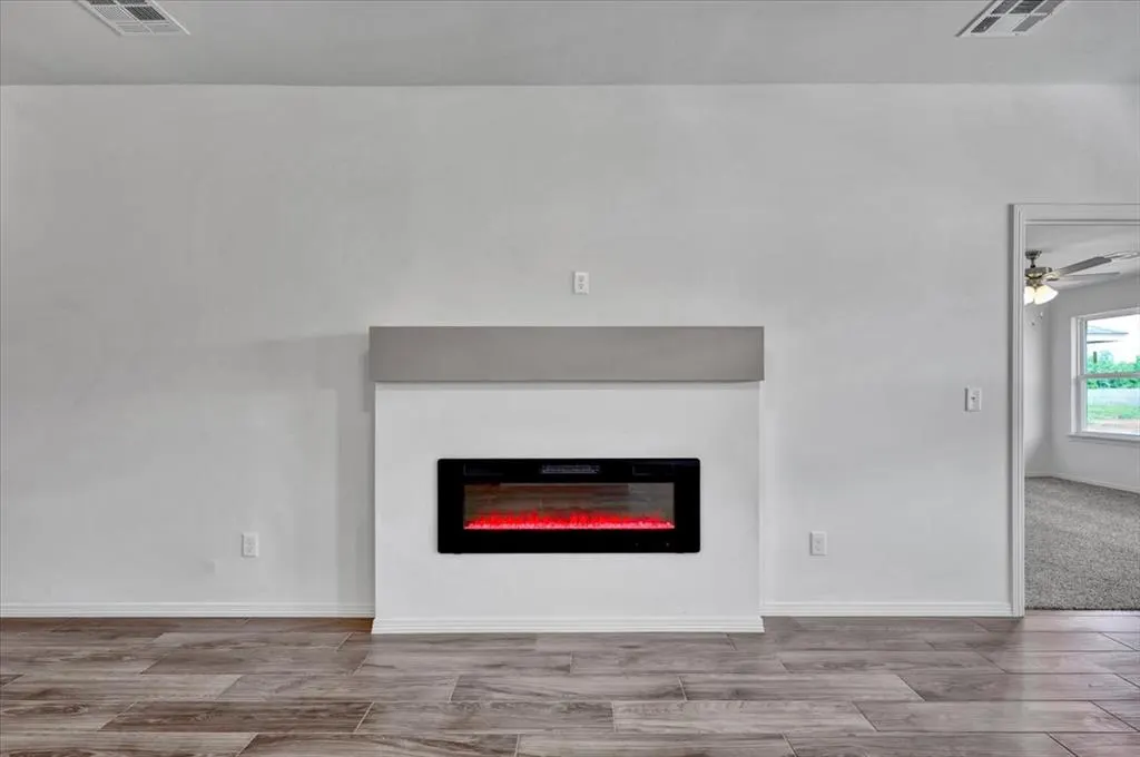 Photo 10 — 10649 SW 18th Street, Yukon, OK 73099