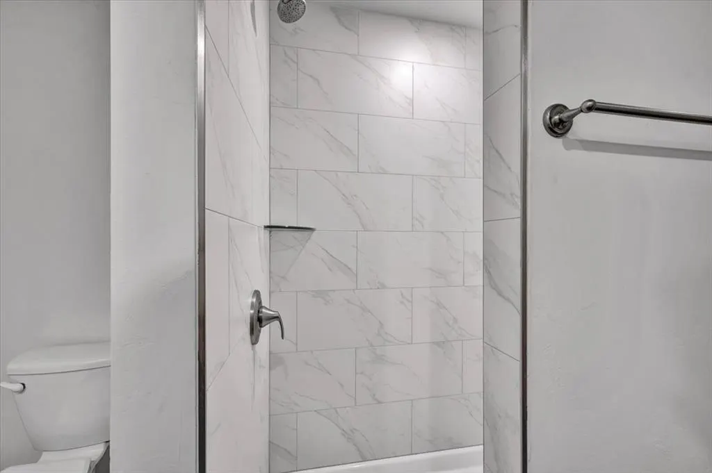 Photo 22 — 10649 SW 18th Street, Yukon, OK 73099