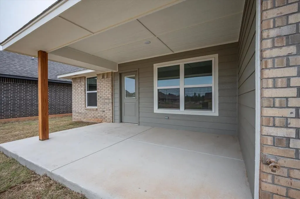 Photo 36 — 10649 SW 18th Street, Yukon, OK 73099