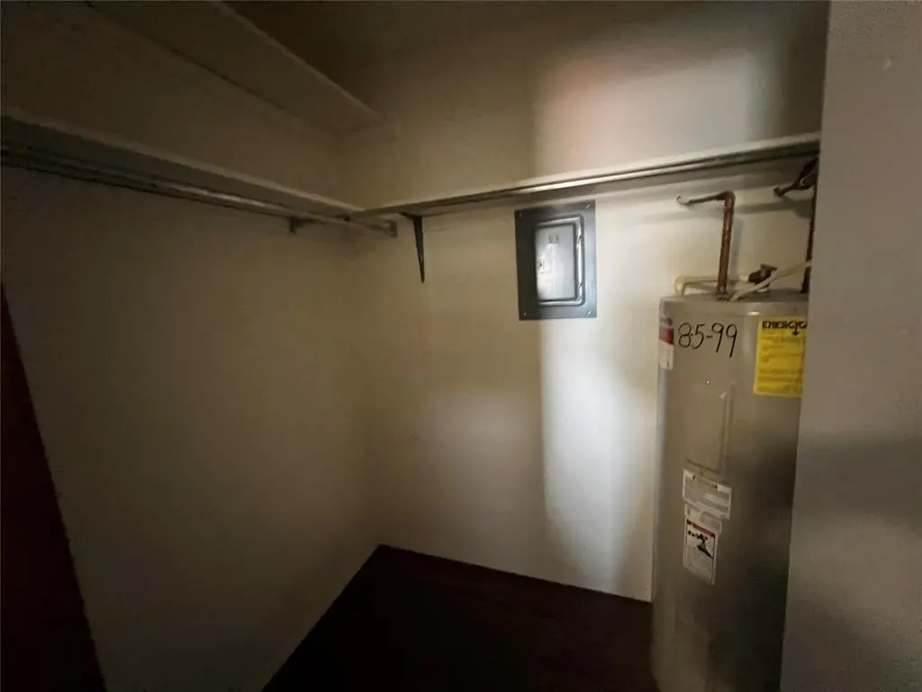 Photo 3 — 1020 N 6th Street 8 & 5, Weatherford, OK 73096