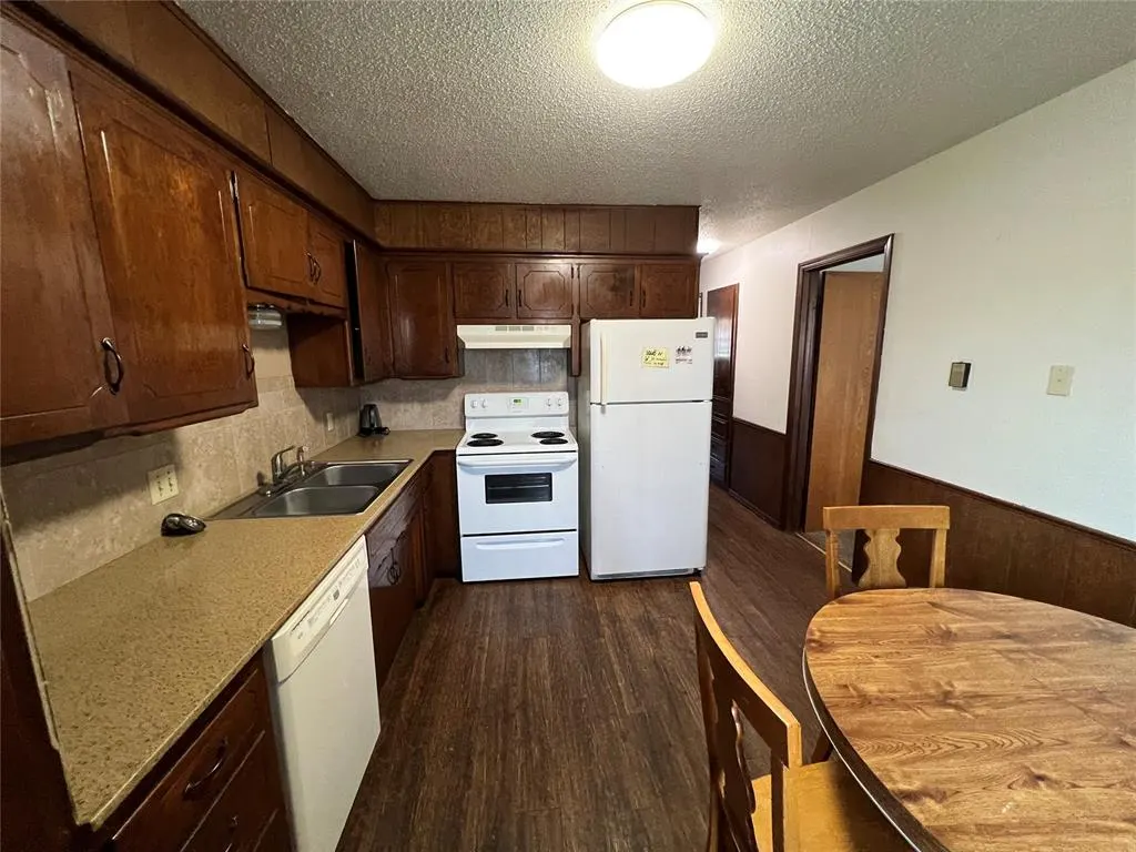 Photo 7 — 1020 N 6th Street 8 & 5, Weatherford, OK 73096