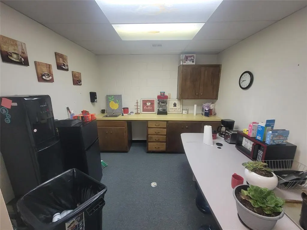 Photo 4 — 405 N Harmon Avenue, Watonga, OK 73772