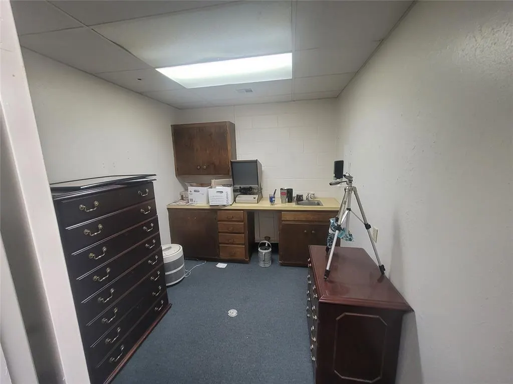 Photo 13 — 405 N Harmon Avenue, Watonga, OK 73772