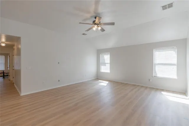 Photo 7 — 416 Blue Spruce Drive, Oklahoma City, OK 73130