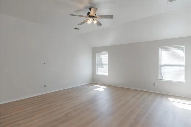 Photo 8 — 416 Blue Spruce Drive, Oklahoma City, OK 73130