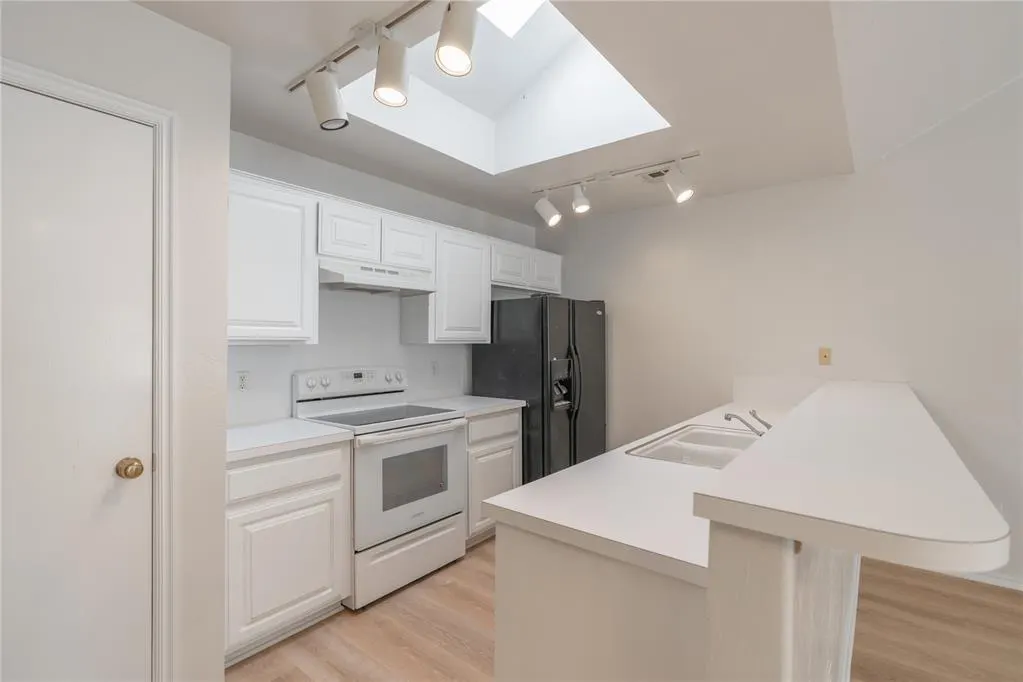 Photo 11 — 416 Blue Spruce Drive, Oklahoma City, OK 73130