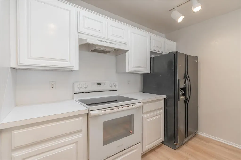 Photo 14 — 416 Blue Spruce Drive, Oklahoma City, OK 73130