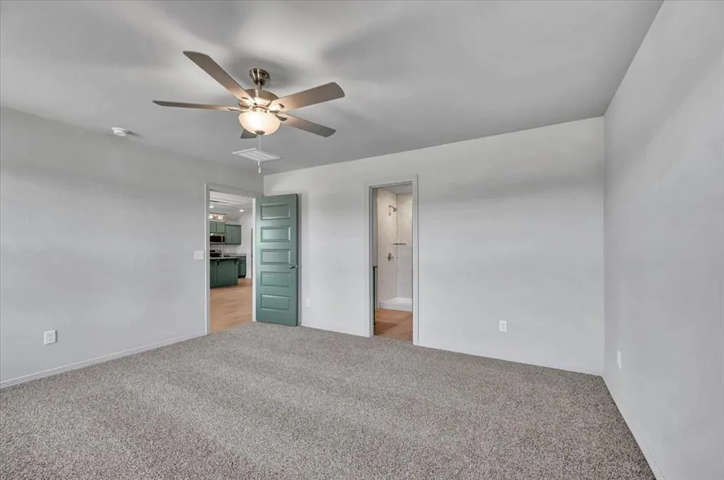Photo 19 — 10657 SW 18th Street, Yukon, OK 73099