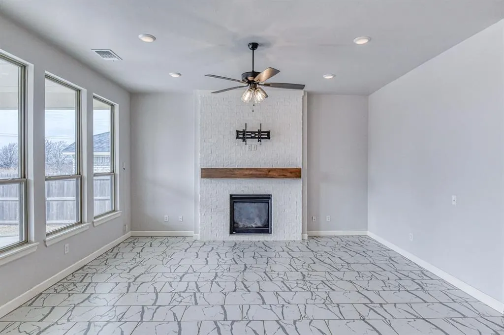 Photo 8 — 13324 SW 8th Street, Yukon, OK 73099