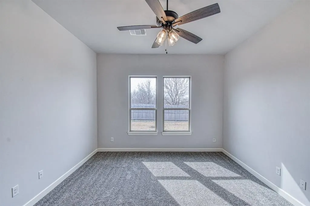 Photo 25 — 13324 SW 8th Street, Yukon, OK 73099