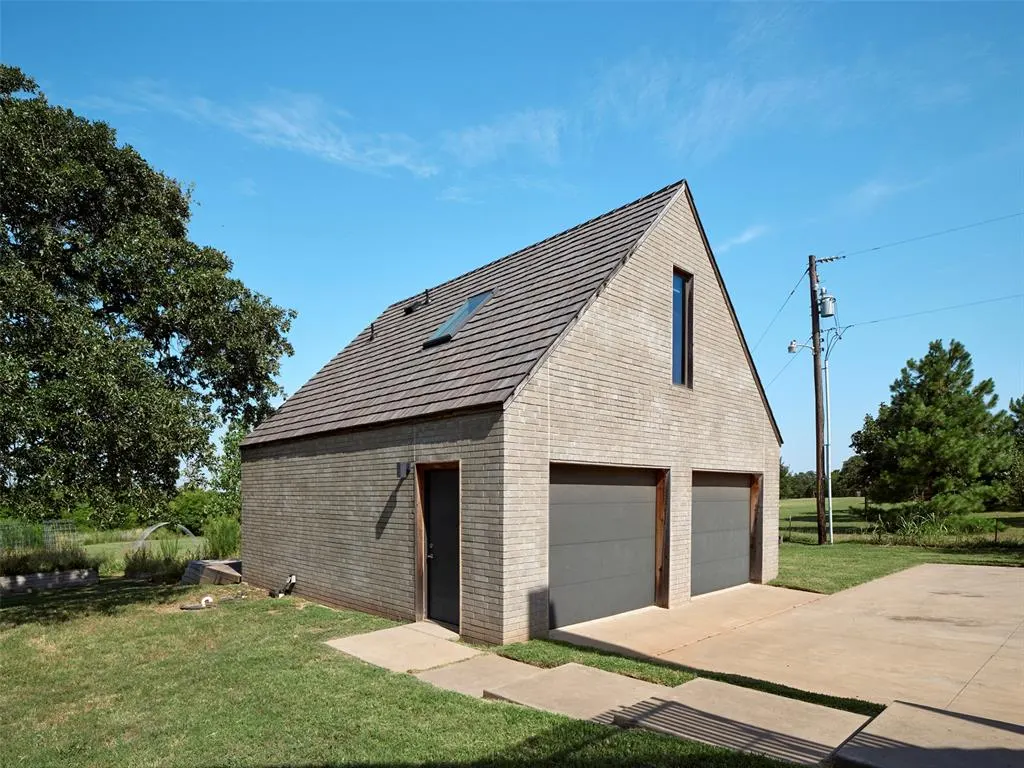 Photo 38 — 8925 Acre View Drive, Oklahoma City, OK 73151