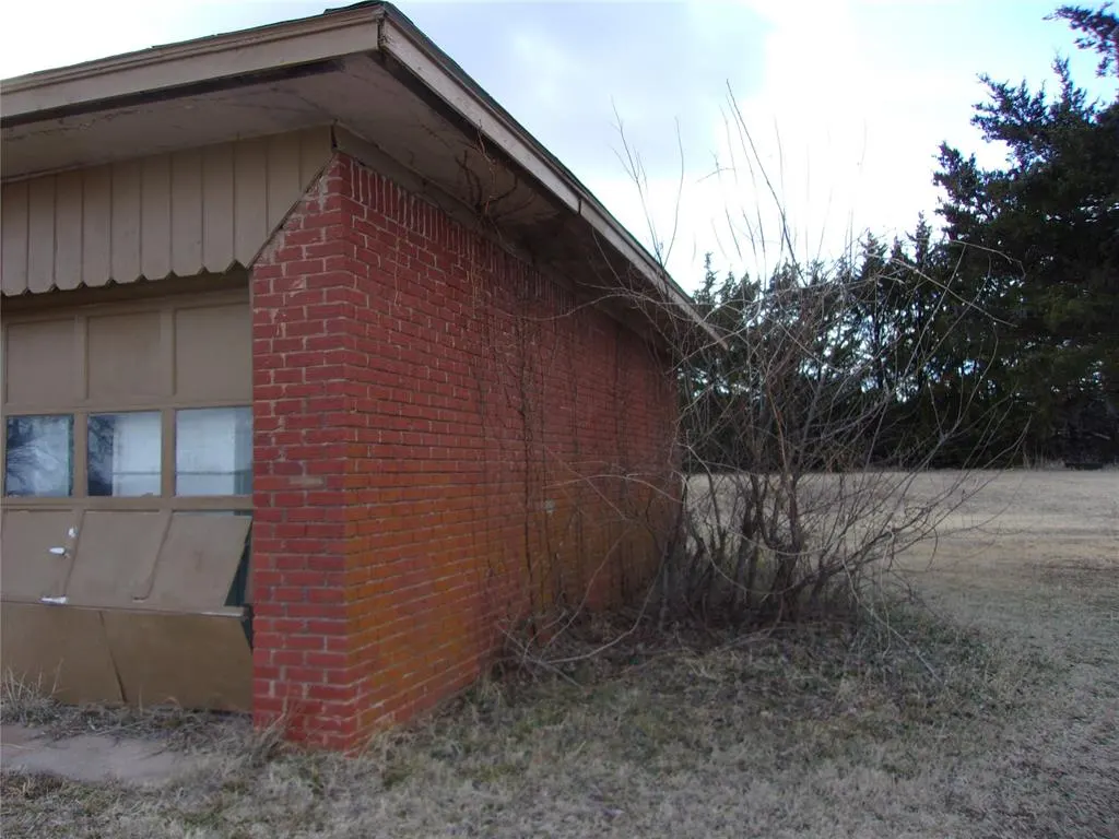 Photo 12 — 103355 S 3350 Road, McLoud, OK 74851