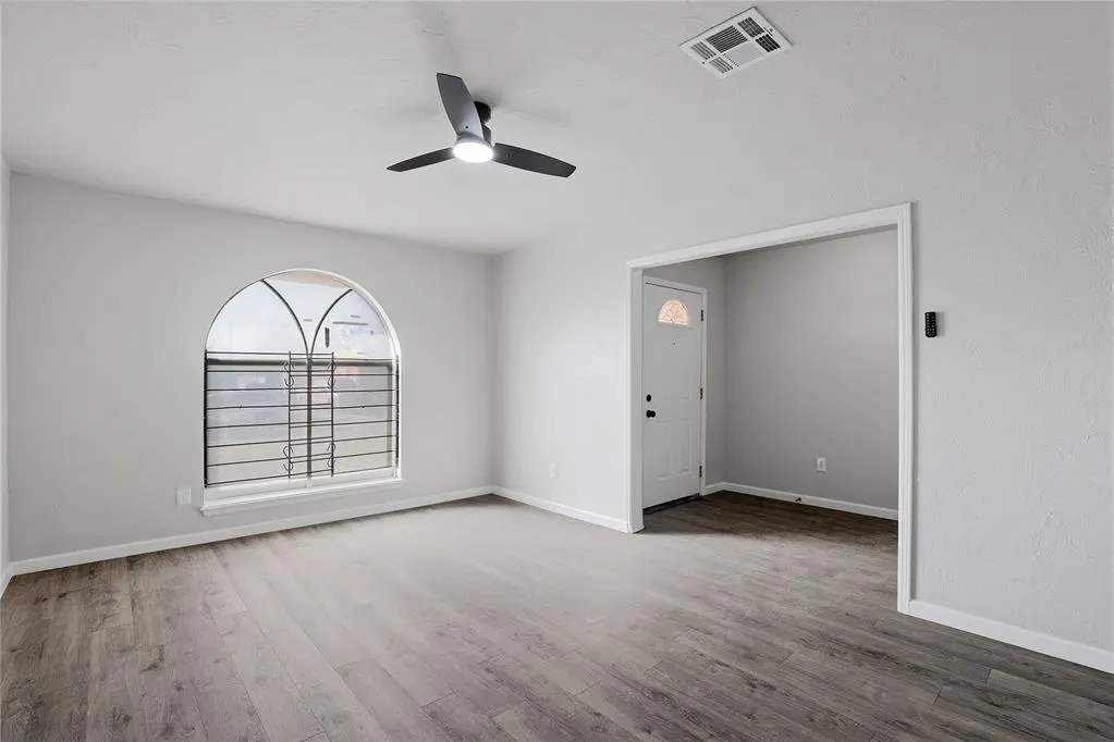 Photo 6 — 1637 NE 32nd Street, Oklahoma City, OK 73111
