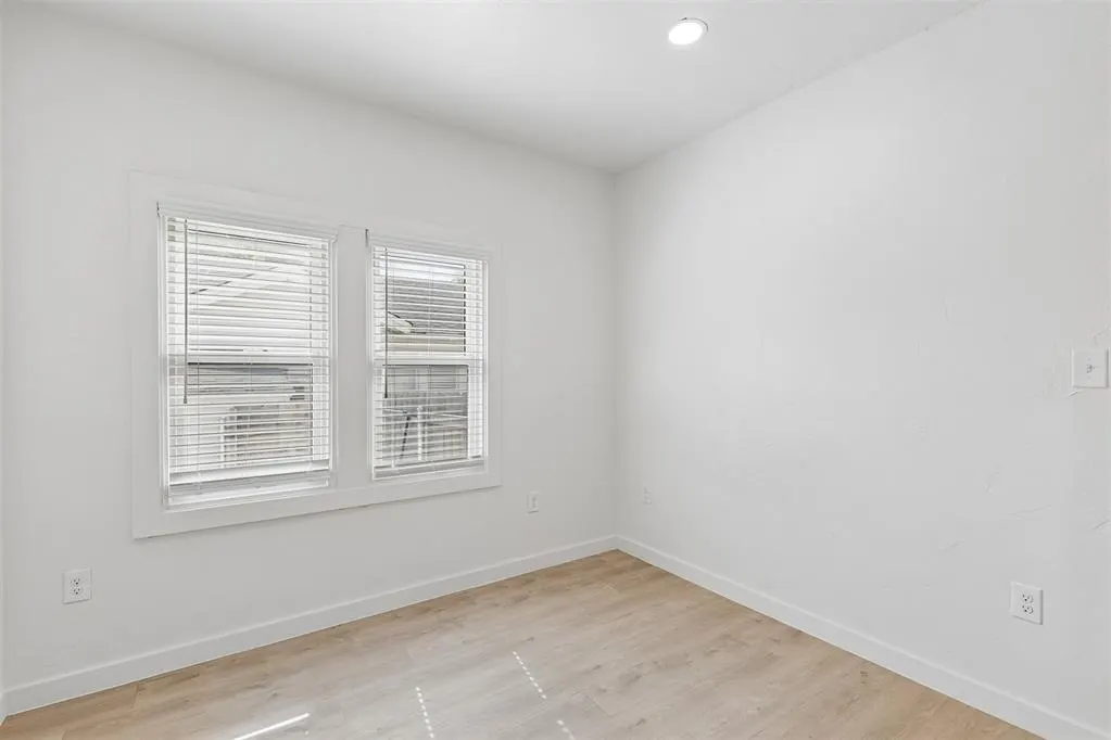 Photo 26 — 525 NW 27th Street, Oklahoma City, OK 73103
